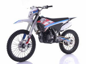 Apollo Thunder 250 DLX 250cc  Dirt Bike